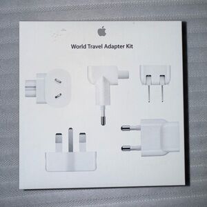 Apple Travel Adapter Kit - White